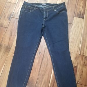 Maurices plus size Jegging W24